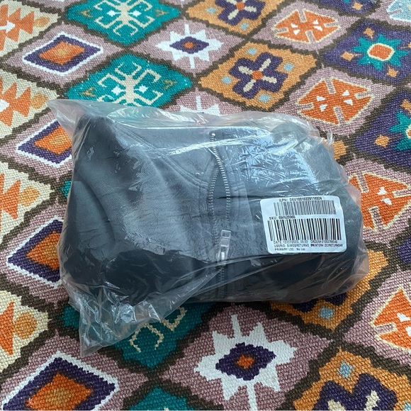 NEW Abercrombie & Fitch Men's Soft A&F Collection Long Sleeve Gray Quarter Zip S - Picture 7 of 7